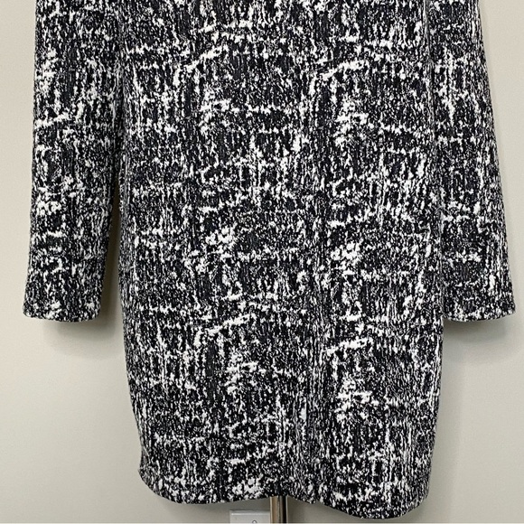 Loft Outlet Black and White Abstract Long Topper Jacket, Medium - Picture 12 of 14